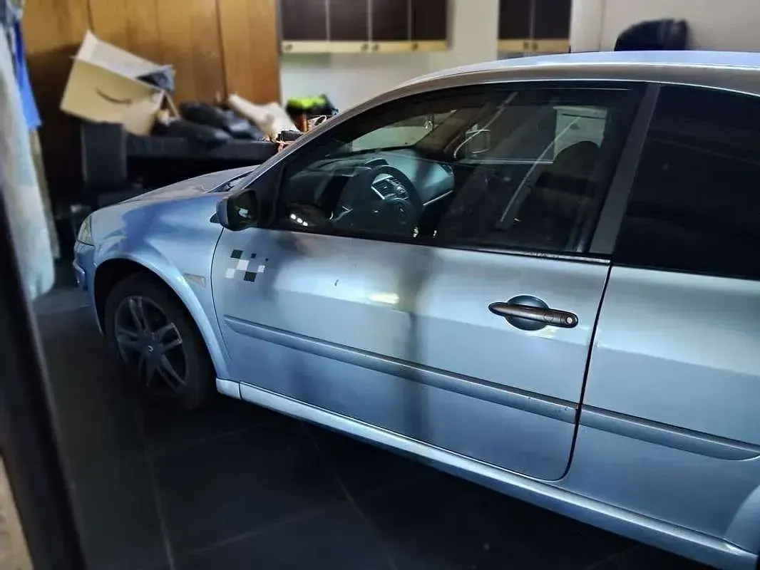 Usado Renault Mégane II Dynamique 163 CV (119 kW) 2007 Gris Berlina
