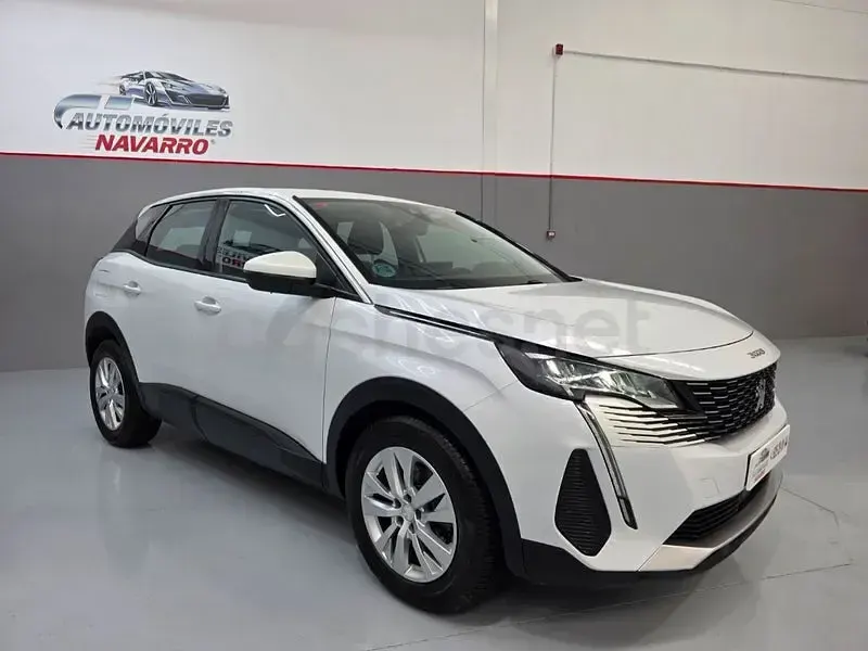Usado Peugeot 3008 Active 130 CV (95 kW) 2021 Blanco SUV