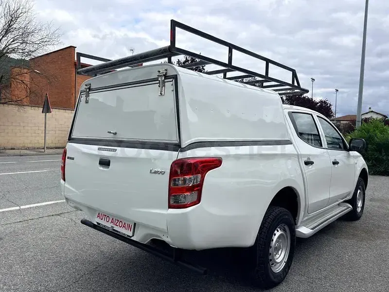 Usado Mitsubishi L200 154 HP (113 kW) 2018 Branco Pickup