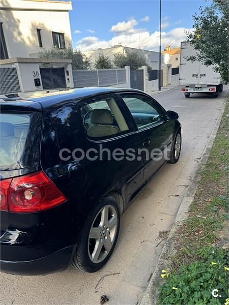 Usado VW Golf IV Sportline 105 CV (77 kW) 2005 Negro Berlina