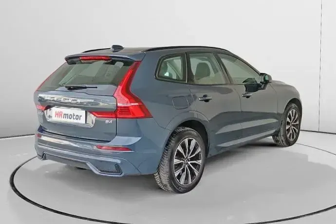Usado Volvo XC60 R-Design 197 CV (144 kW) 2022 Azul SUV