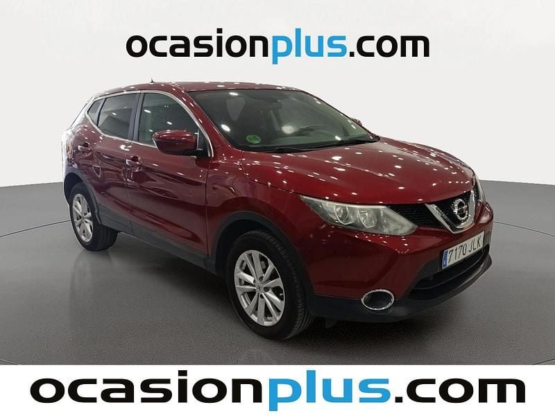 Usado Nissan Qashqai Acenta 110 CV (80 kW) 2016 Rojo SUV