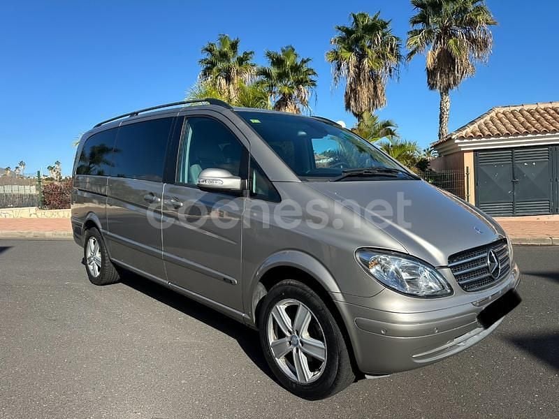 Usado Mercedes Viano 150 CV (110 kW) 2009 Beige Monovolumen