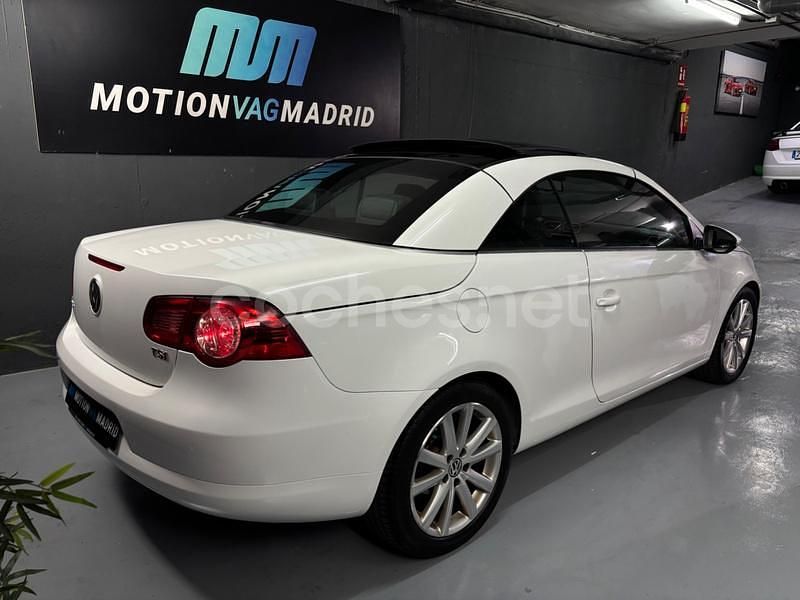 Usado VW Eos 160 CV (117 kW) 2009 Blanco Descapotable