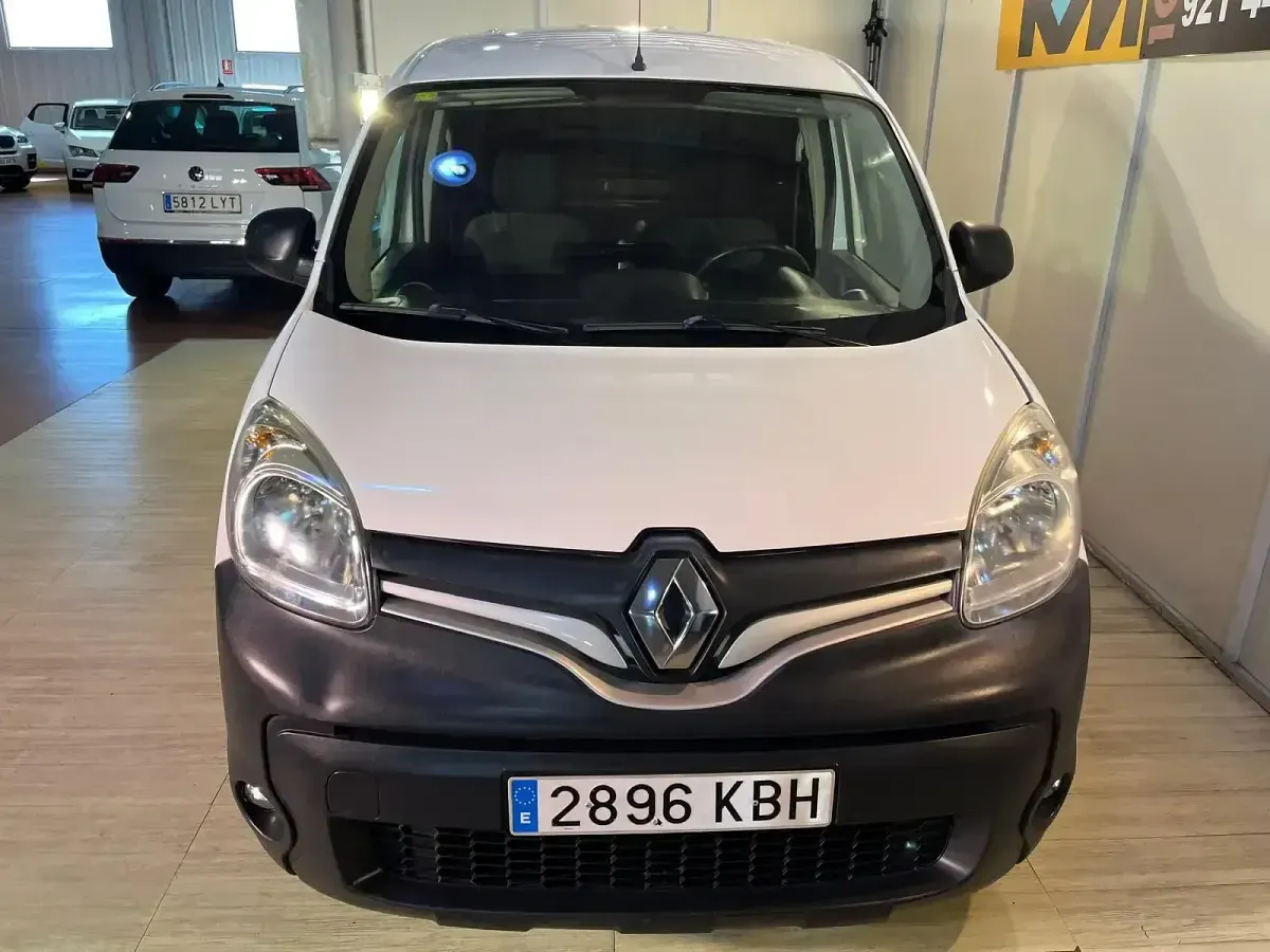 Usado Renault Kangoo 75 CV (55 kW) 2017 Blanco Monovolumen