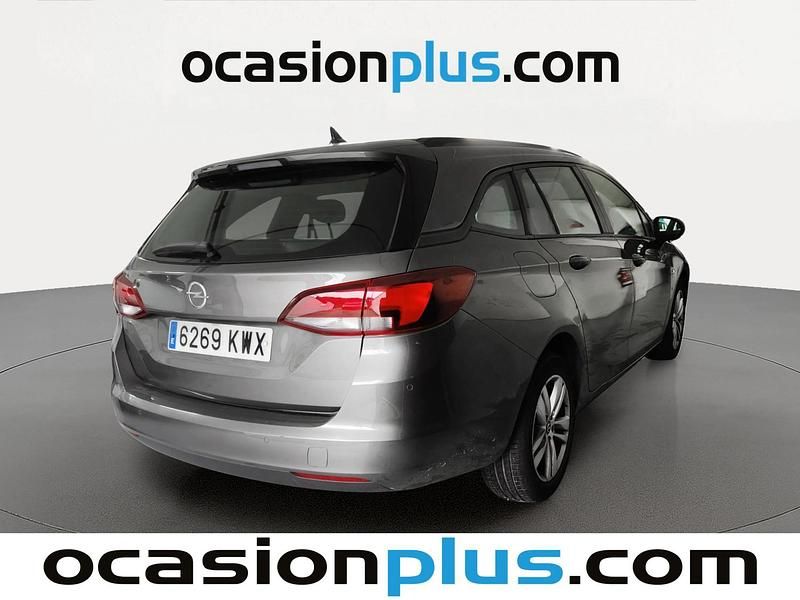Usado Opel Astra Selective 150 CV (110 kW) 2019 Gris Monovolumen