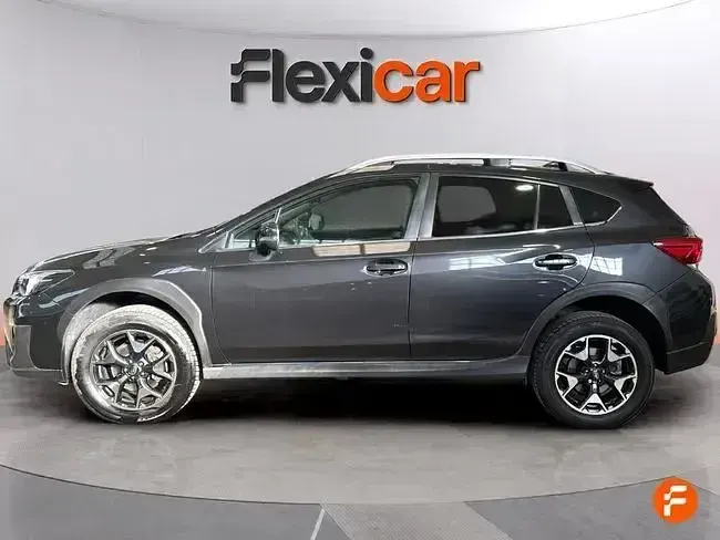 Usado Subaru XV Sport 114 CV (83 kW) 2019 Gris SUV