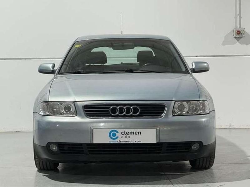 Usado Audi A3 Ambition 130 CV (95 kW) 2001 Azul Utilitario
