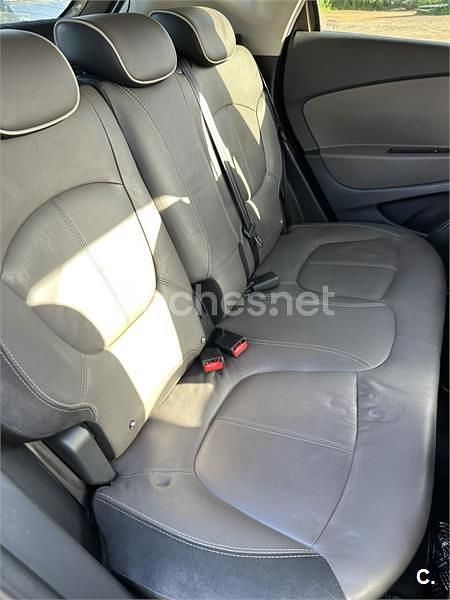 Usado Renault Captur Intens 90 CV (66 kW) 2016 Marrón SUV