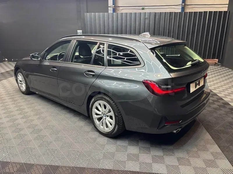 Käytetty BMW 318 150 HP (110 kW) 2020 Harmaa Farmari