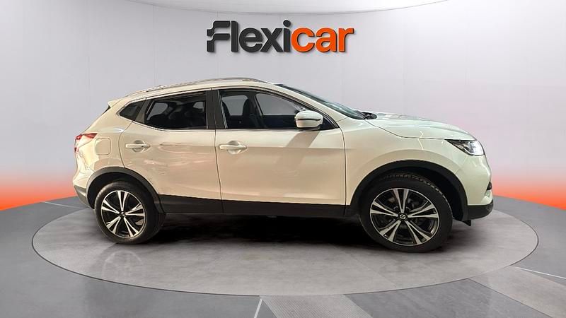 Usado Nissan Qashqai Acenta 140 HP (102 kW) 2021 Branco SUV