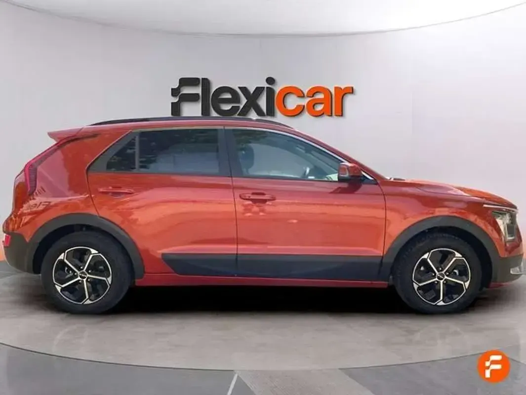 Usado Kia Niro 184 CV (135 kW) 2023 Naranja SUV