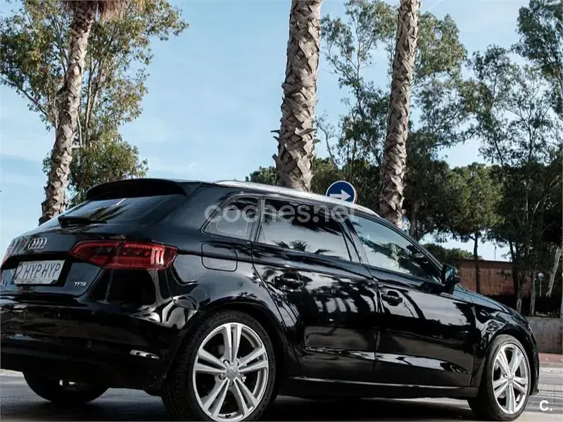Usado Audi A3 Ambition 122 CV (89 kW) 2013 Negro Berlina
