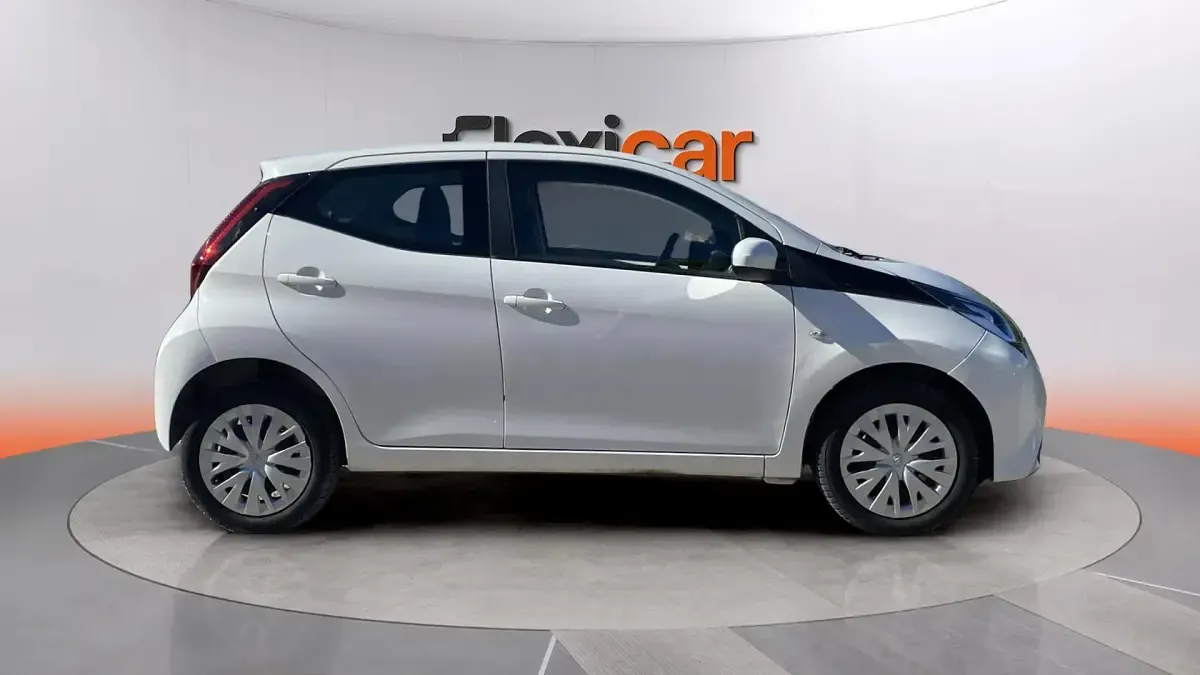 Occasion Toyota Aygo X-play 72 PK (52 kW) 2021 Wit Hatchback