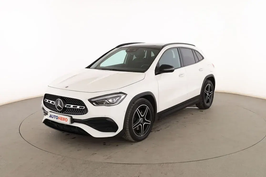 Usado Mercedes GLA200 AMG line 150 CV (110 kW) 2020 SUV