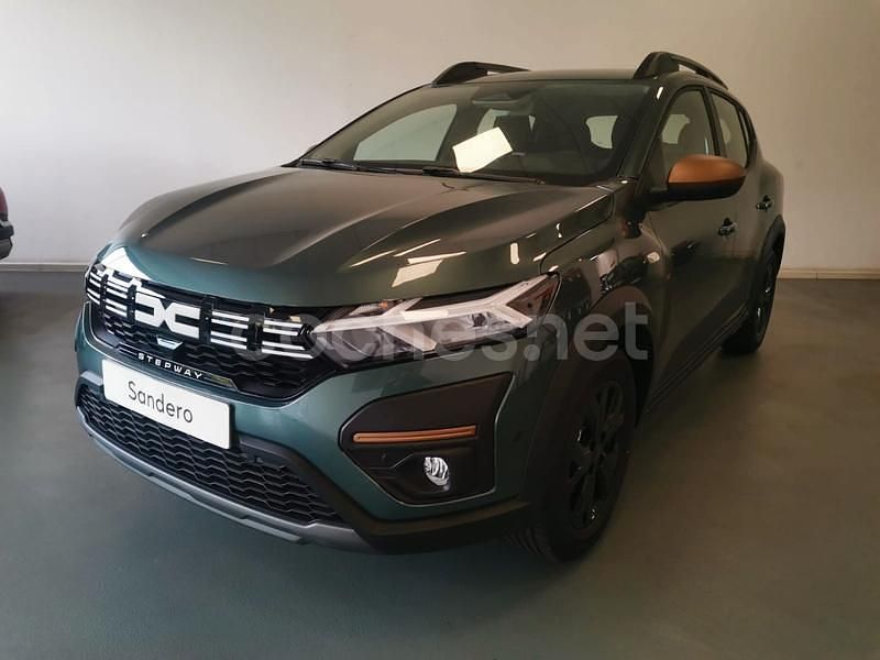 Verde Nuevo 2025 Dacia Sandero Extreme Utilitario | 18.900 € - Imagen 1/4