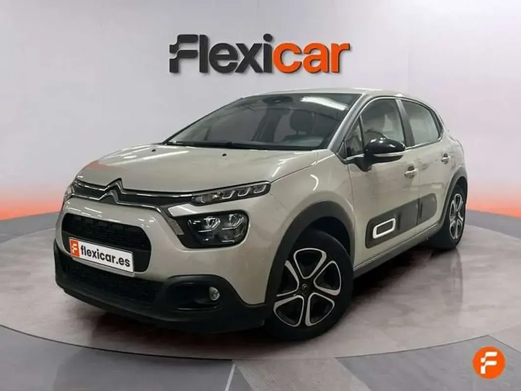 Usado Citroën C3 PureTech 101 CV (74 kW) 2024 Beige Berlina