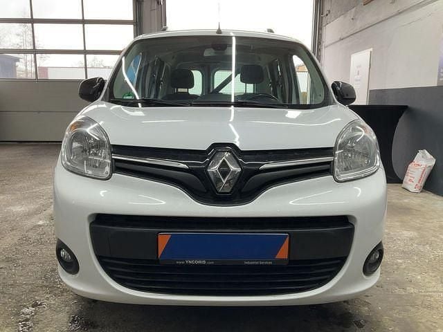 Usado Renault Kangoo LIMITED 116 CV (85 kW) 2020 Blanco Monovolumen