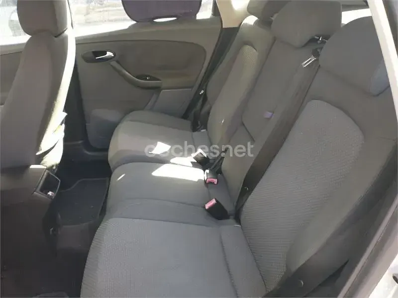 Usado Seat Altea Stylance 105 CV (77 kW) 2004 Gris / plata Monovolumen