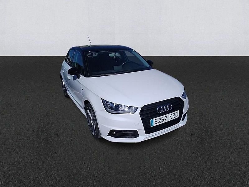 Usado Audi A1 Attraction 90 CV (66 kW) 2018 Blanco