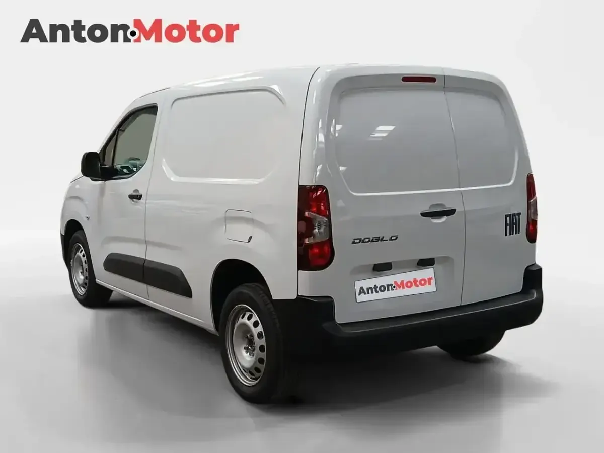Nowe Fiat Doblò S 100 KM (73 kW) 2025 Biały Minivan
