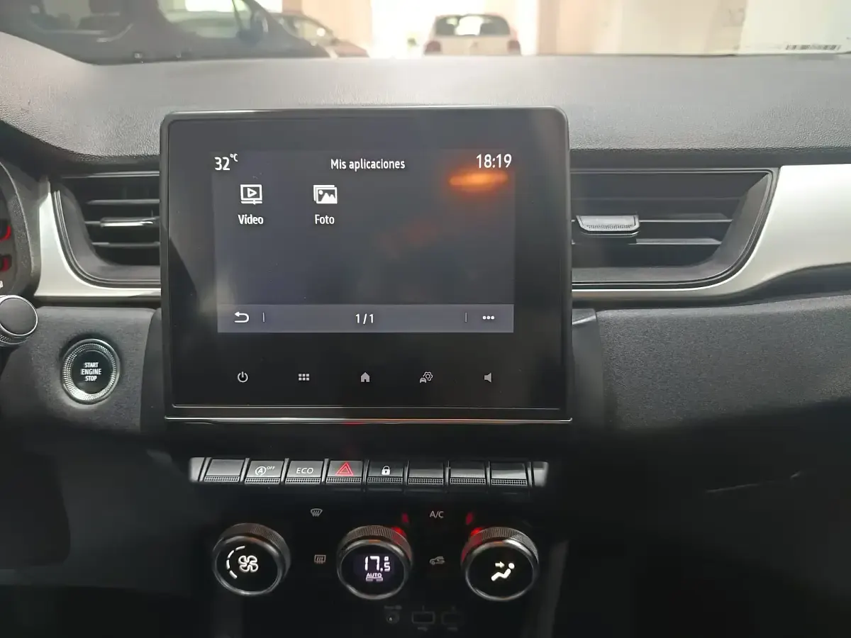 Usado Renault Captur Intens 90 CV (66 kW) 2021 Blanco SUV