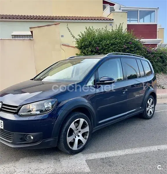 Usado VW Touran Advance 140 CV (102 kW) 2012 Azul Monovolumen