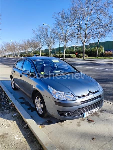 Usado Citroën C4 110 CV (80 kW) 2008 Azul Berlina