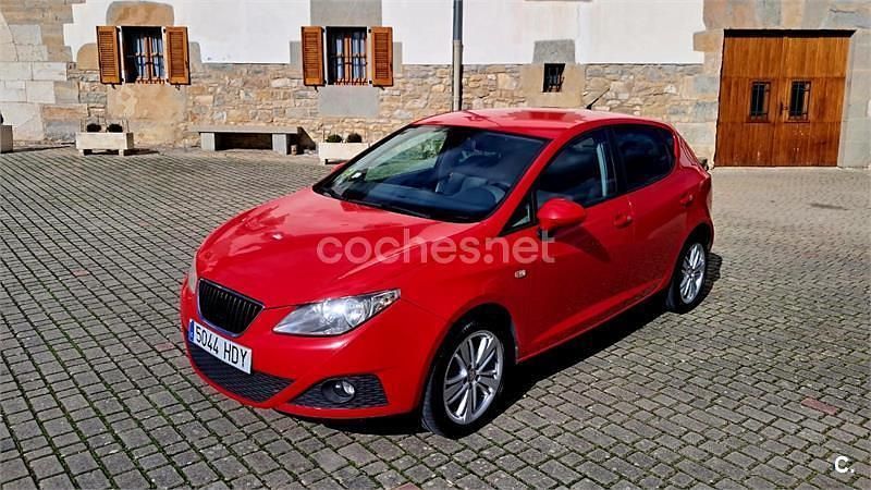 Brugt Seat Ibiza 90 HK (66 kW) 2011 Rød Sedan