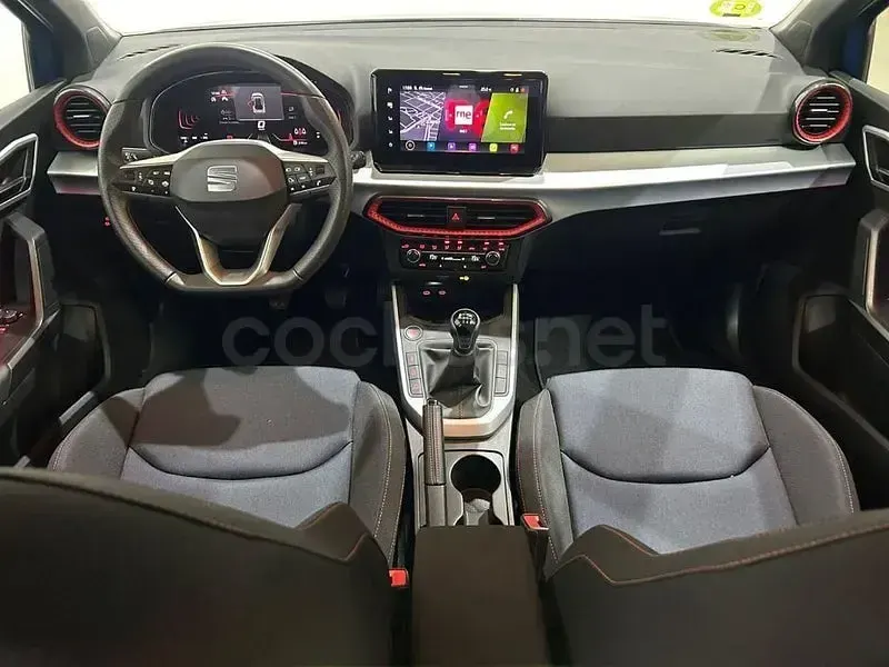 Usado Seat Arona FR 115 CV (84 kW) 2024 Azul SUV