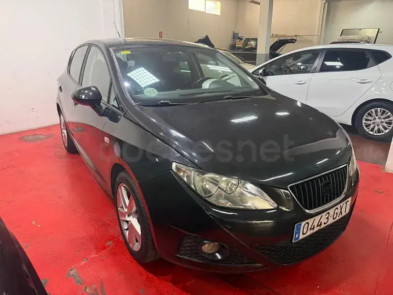 Usado Seat Ibiza Sport 105 CV (77 kW) 2011 Negro Berlina
