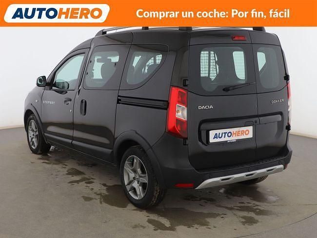 Usado Dacia Dokker Essentiel 95 CV (69 kW) 2020 Negro Monovolumen