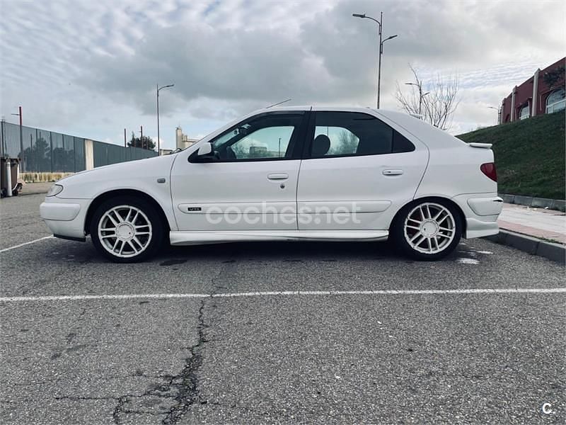 Usado Citroën Xsara 90 CV (66 kW) 2001 Blanco Berlina