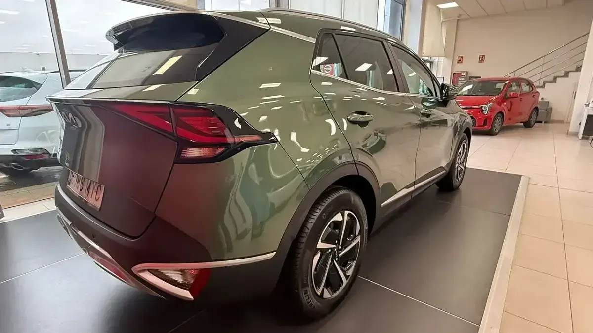 Nuevo Kia Sportage 136 CV (100 kW) 2025 Verde SUV