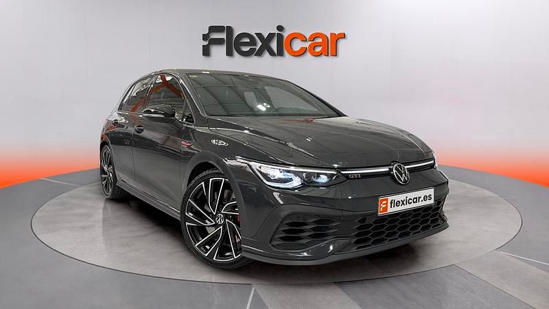 Usado VW Golf VIII GTI Clubsport 301 HP (221 kW) 2022 Sedan