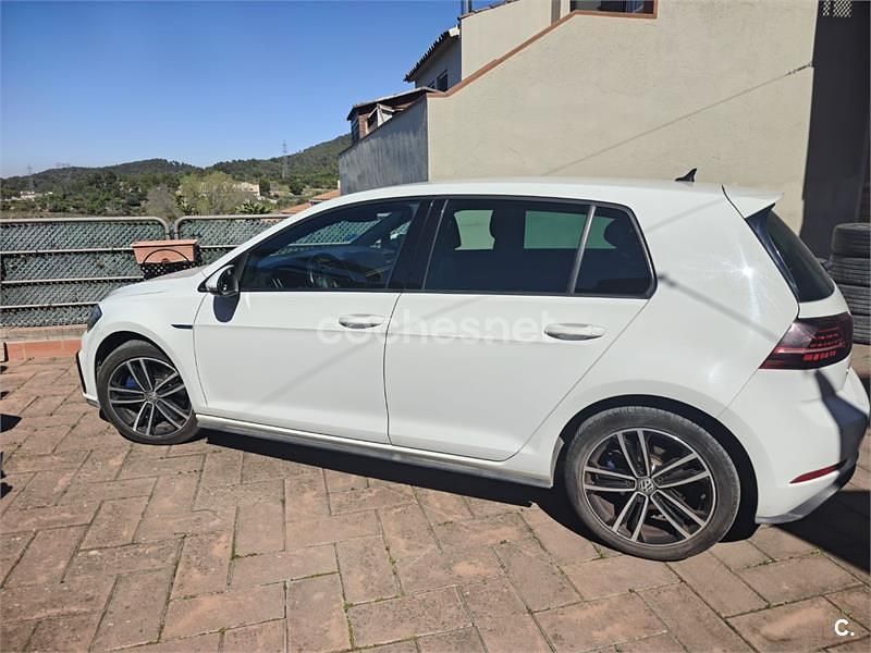 Usado VW Golf VII GTE 204 HP (150 kW) 2018 Branco Sedan