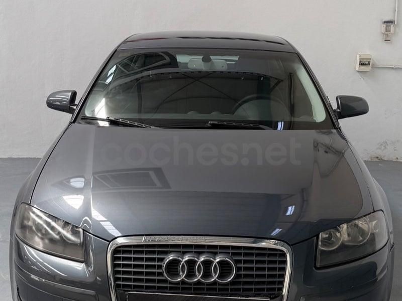 Usado Audi A3 Ambiente 102 CV (75 kW) 2006 Gris / plata Utilitario