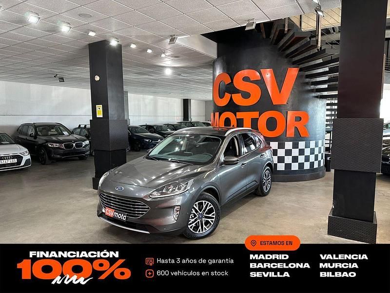 Usado Ford Kuga Titanium 227 CV (166 kW) 2021 Gris SUV