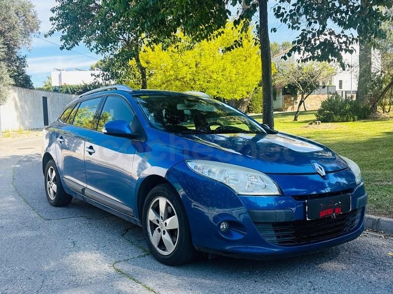 Usado Renault Mégane GrandTour Dynamique 110 CV (80 kW) 2012 Azul Familiar