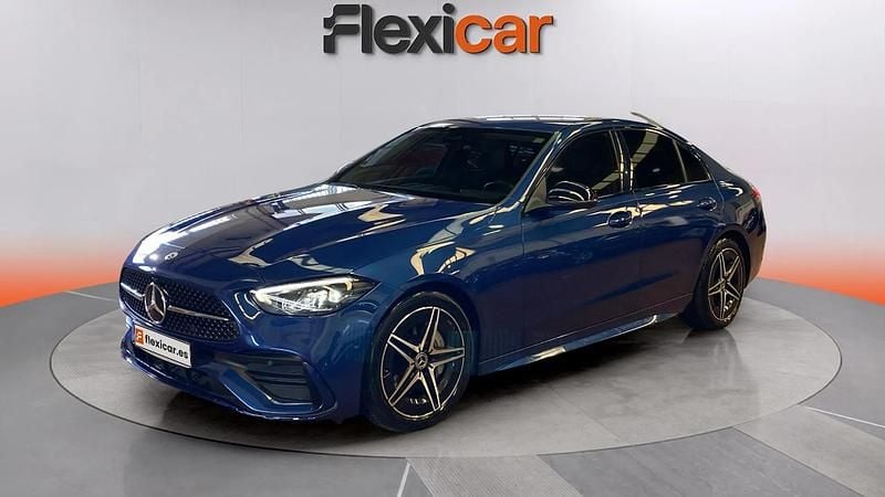 Usado Mercedes C220 200 HP (147 kW) 2023 Azul Sedan