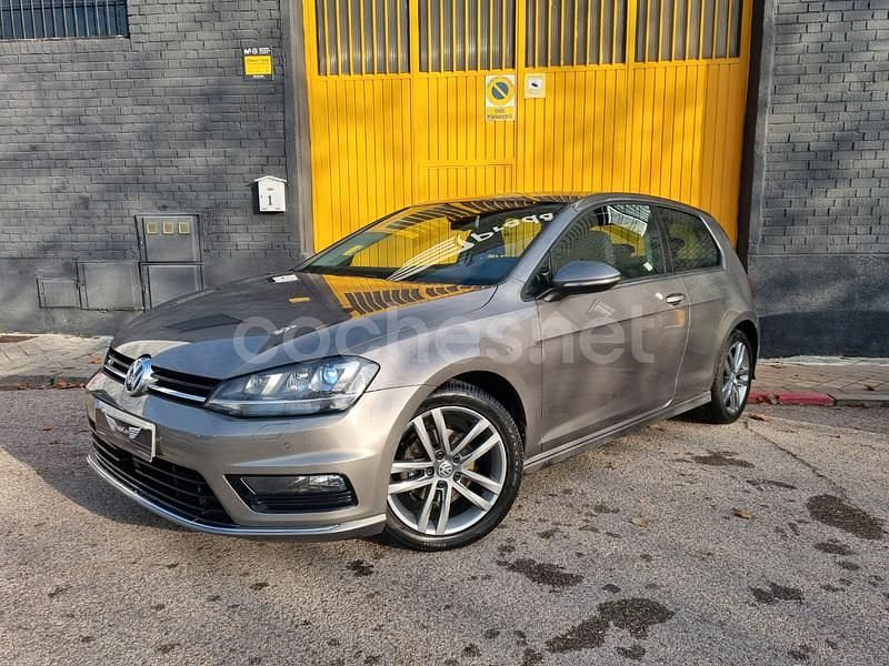 Usado VW Golf VII Sportline 105 CV (77 kW) 2015 Gris / plata Berlina