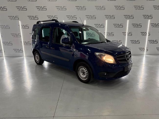 Usado Mercedes Citan 108 75 CV (55 kW) 2015 Azul Familiar