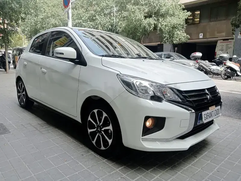 Usado Mitsubishi Space Star 71 CV (52 kW) 2022 Blanco Utilitario