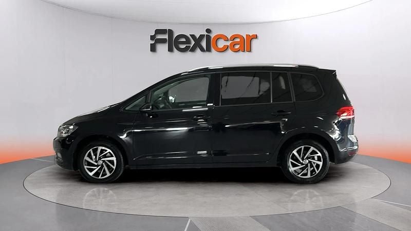 Usado VW Touran Business 116 CV (85 kW) 2019 Negro Monovolumen