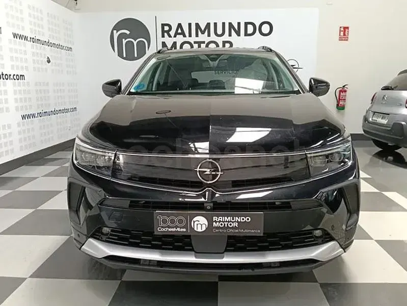 Usado Opel Grandland X 224 CV (164 kW) 2022 Negro SUV