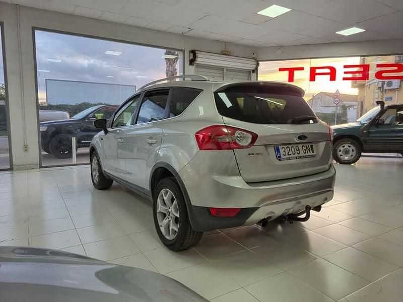 Usado Ford Kuga Titanium 136 CV (100 kW) 2009 Gris / plata SUV