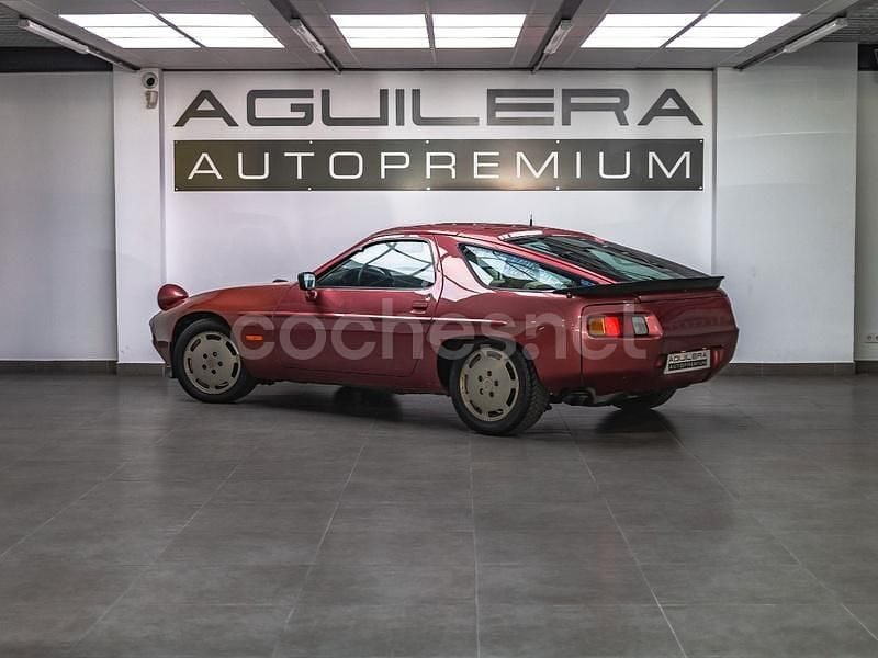 Usado Porsche 928 330 CV (242 kW) 1987 Rosa Coupe