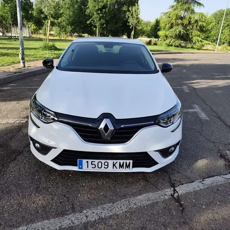 Usado Renault Mégane LIMITED 132 CV (97 kW) 2018 Blanco Utilitario