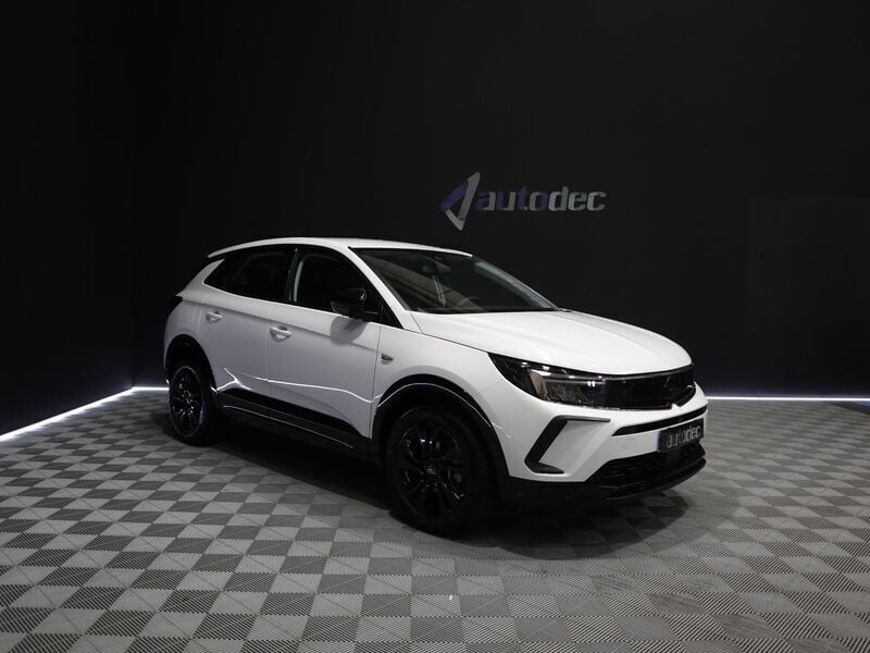 Blanco Usado 2024 Opel Grandland X S SUV | 26.900 € (Precio justo) - Imagen 1/4