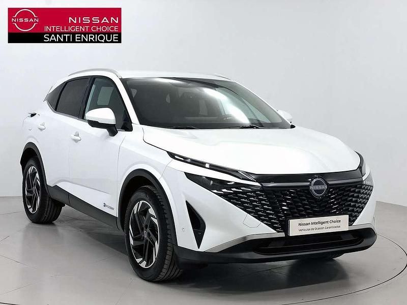 Blanco Usado 2024 Nissan Qashqai N-Connecta SUV | 30.900 € (Un poco caro) - Imagen 1/4